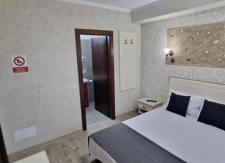 Konukevi Florian 3*